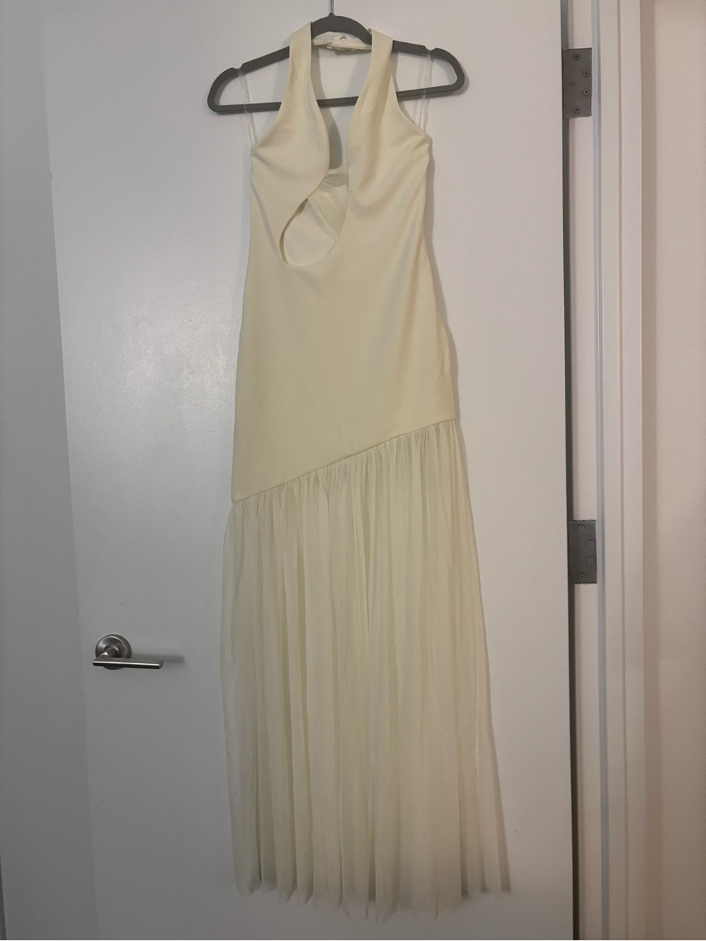 Meshki Aubree Crepe And Mesh Maxi Dress - Halter Cutout Ivory Size Small NWT - Picture 2 of 7